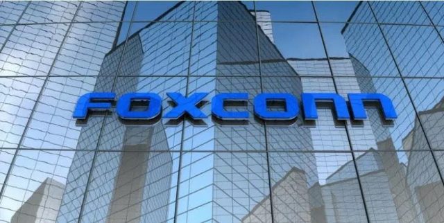 Foxconn-min Foxconn in talks to buy a stake in chipmaker DNeX