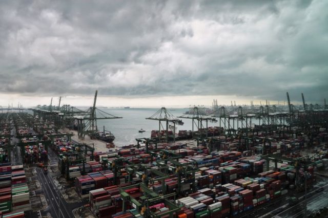 sngexp-min Singapore's exports continue to grow in April but at a slower pace of 6%.