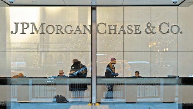 US banks warn of recession amid rising inflation US banks warn of recession amid rising inflation