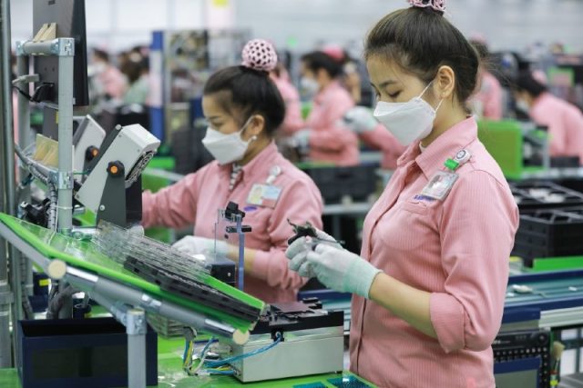 Vietnam lures US$3.1 billion in FDI in first two months of 2023 Vietnam lures US$3.1 billion in FDI in first two months of 2023