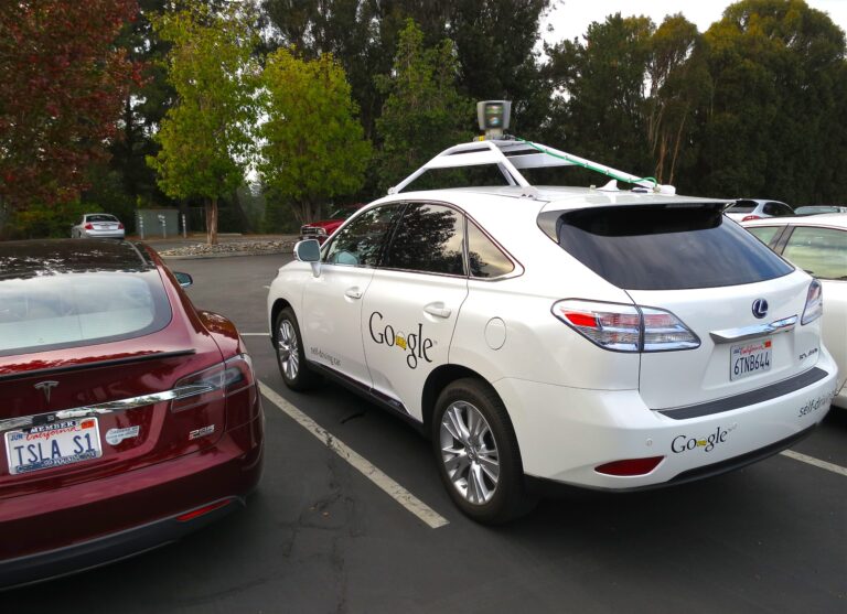 Waymo Robotaxis Hit 500,000 Weekly Paid Rides