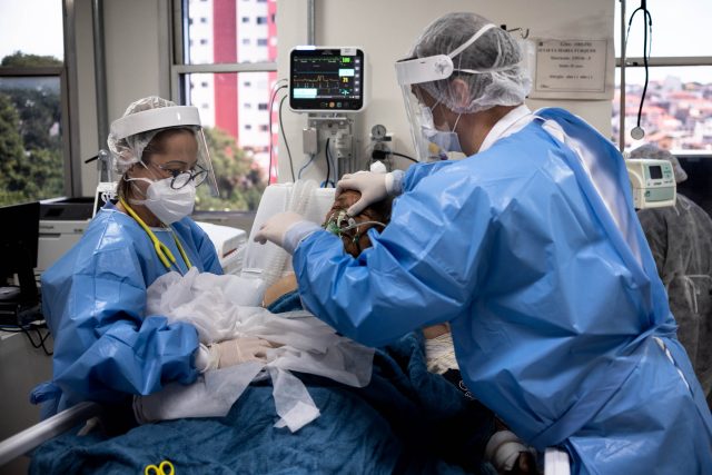 ai-fill-8890 kent meningitis outbreak