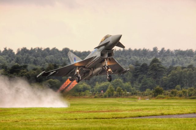 Pentagon Releases 2020 Footage of Object Outperforming Known Aircraft Pentagon Releases 2020 Footage of Object Outperforming Known Aircraft