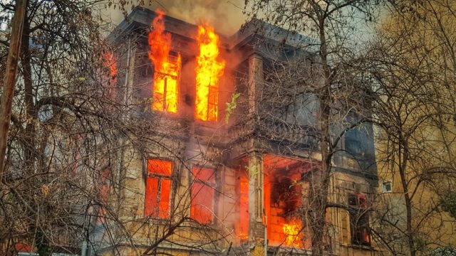 Lithium-ion battery fires increase as writer recounts firsthand experience Lithium-ion battery fires increase as writer recounts firsthand experience