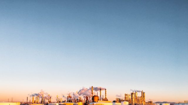 Oil prices drop as Trump signals nearing deal with Iran Oil prices drop as Trump signals nearing deal with Iran