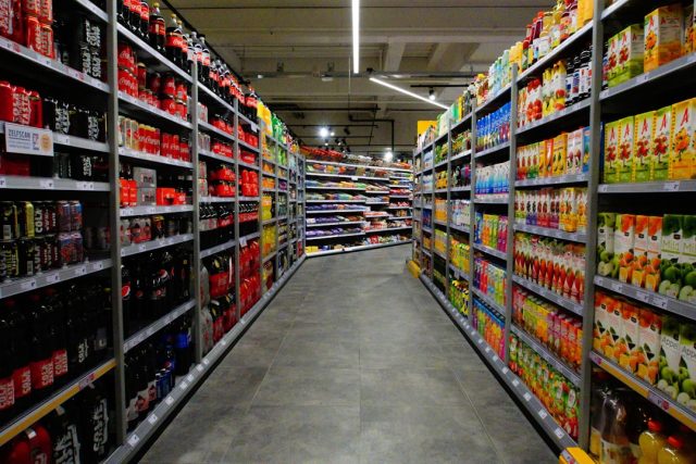 Infant Death in California Tied to Listeria in Ready-to-Eat Meats Microscopic view of Listeria monocytogenes bacteria over a background of sliced deli meats