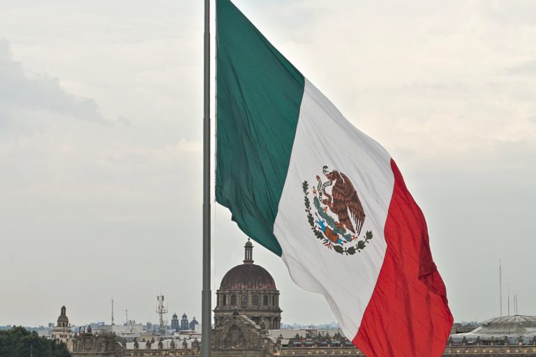 Mexican Customs Officials Knew of Cartel Ties Within Their Own Office