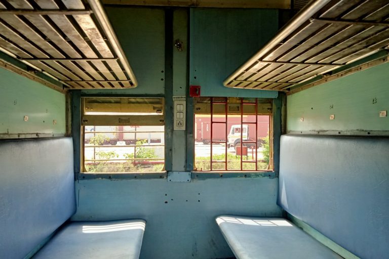 Woman recounts train harassment incident in viral Instagram post