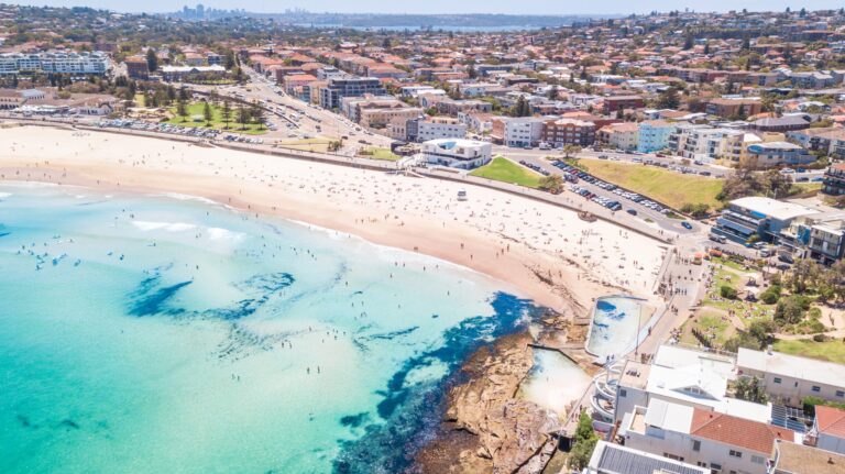 ISIS Claims Bondi Hanukkah Shooting That Killed 15