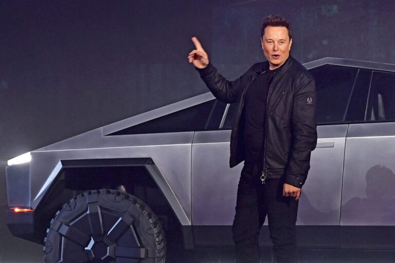 Elon Musk’s Net Worth Reaches $200 Billion, Forbes Estimates