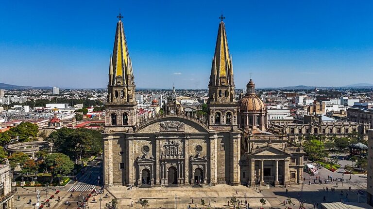 Stolen SUV Rams Crowd at Guadalajara Cathedral, 16 Hurt