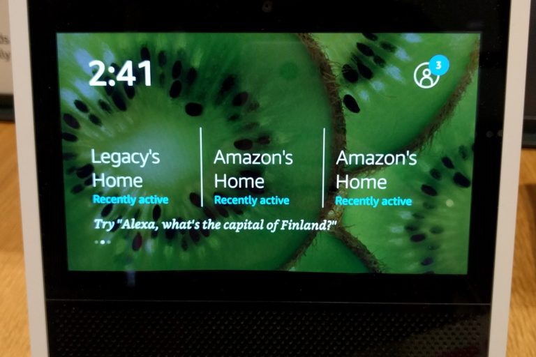 Designing the Future: A Comparative Analysis of Apple HomeView, Echo Show, and Nest Hub