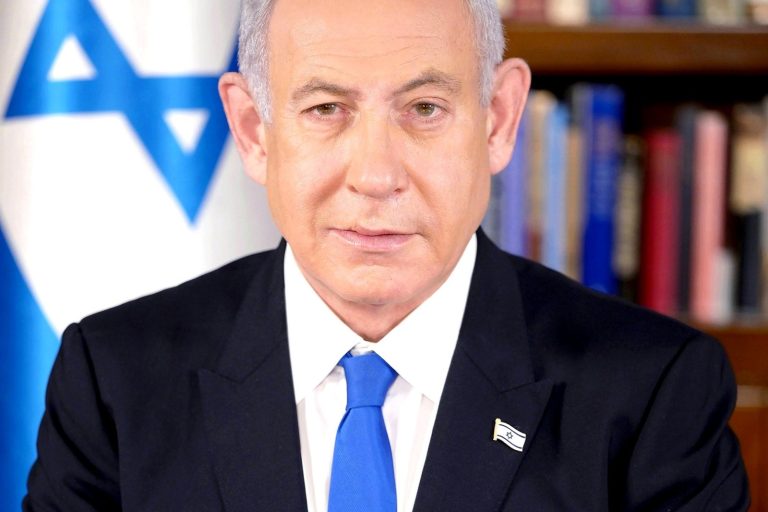 Netanyahu Reports Pilot Stabbed Co-Pilot, Attempted to Crash Israel-Bound Flight