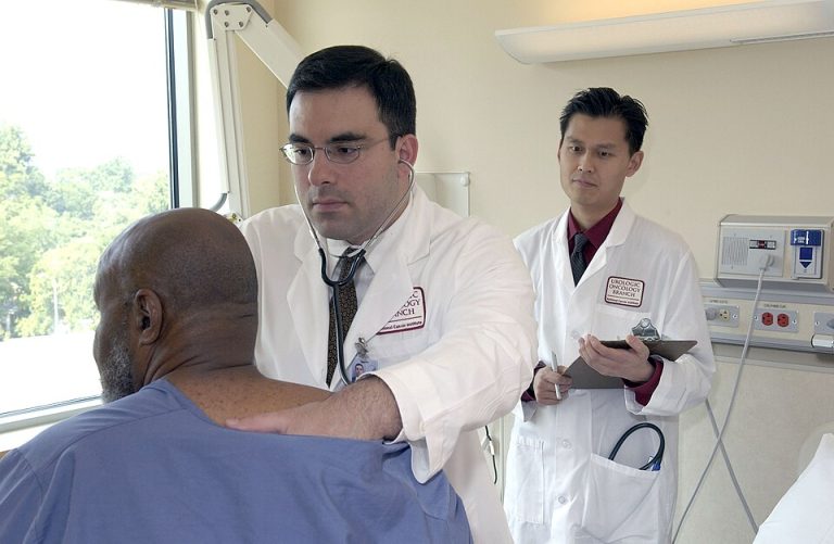 Cambridge Study Finds Women Face Longer Delays, Higher Misdiagnosis Risk in Autoimmune Diseases