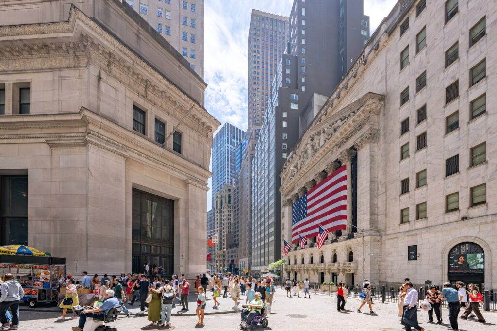 Federal Reserve Faces Rate Hike Pressure as U.S. Inflation Surges to 3.7% in September