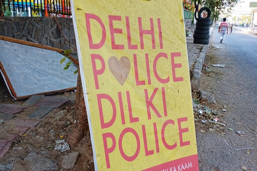 Confidence Trick Tactics Target Police: How a Fake Businessman Exploited 20 Women Constables