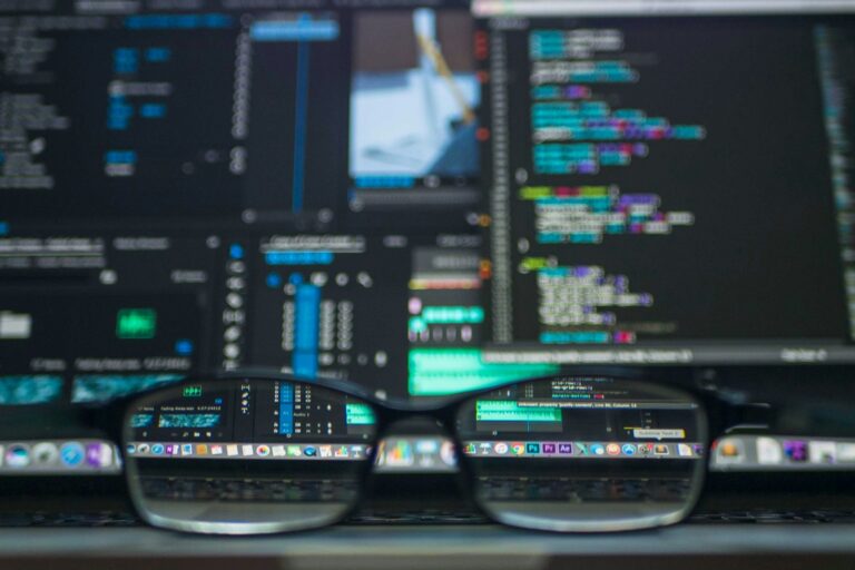 How AML Analytics Uses AI to Detect and Prevent Financial Crimes