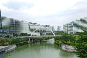 Why Punggol’s New Town Layout Makes It a Hotspot for Cash-Collection Scams